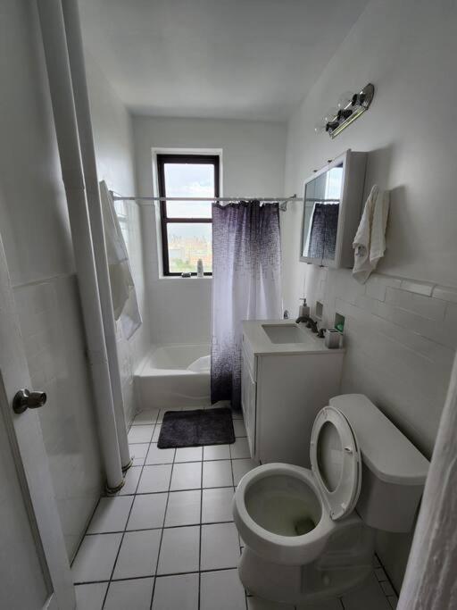 Ferienwohnung Elegant 2 Bed Gem! Mins From Nyc Union City Exterior foto