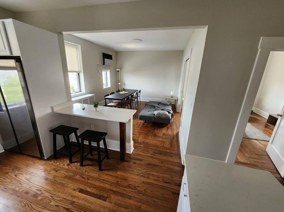 Ferienwohnung Elegant 2 Bed Gem! Mins From Nyc Union City Exterior foto
